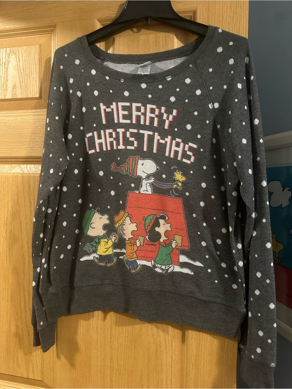 Peanuts Gray Merry Christmas Polka-Dot Sweatshirt